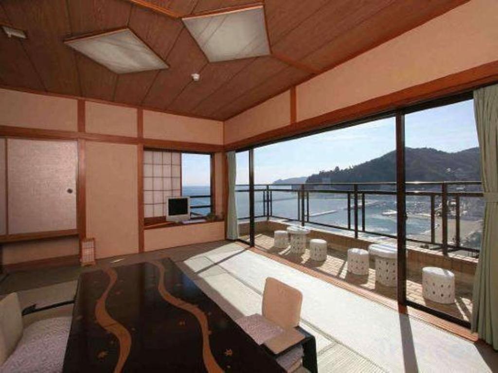 Tsukino Sumika Atami Juraku Hotel 외부 사진
