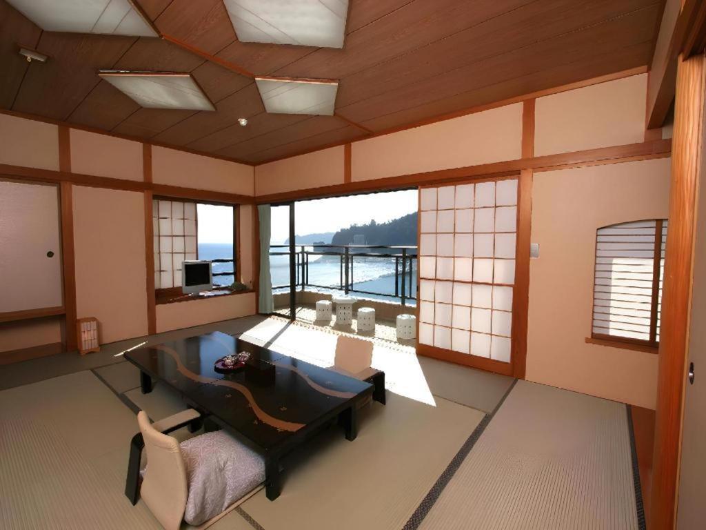 Tsukino Sumika Atami Juraku Hotel 외부 사진